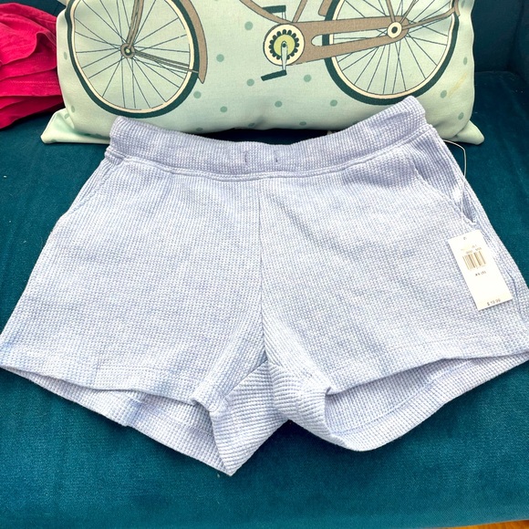 Girls Shorts - Picture 1 of 2